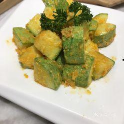 黑瓜吃料入口,美味入口的味蕾盛宴
