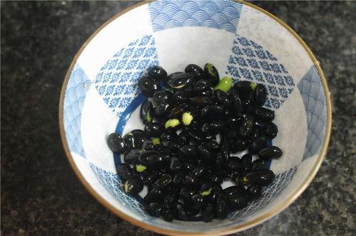 黑豆兵吃黑瓜,一场奇妙的奇幻冒险之旅