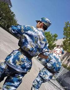 吃瓜爆料军训,揭秘校园里的“吃瓜”爆料