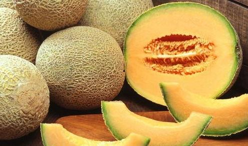 黑妹吃哈密瓜图片大全大图,大图呈现甜蜜时光